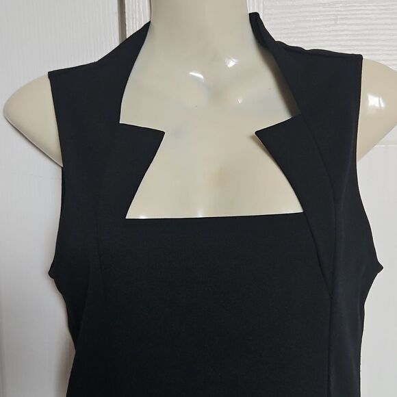 Elegant Black Sleeveless Top - Picture 15 of 16